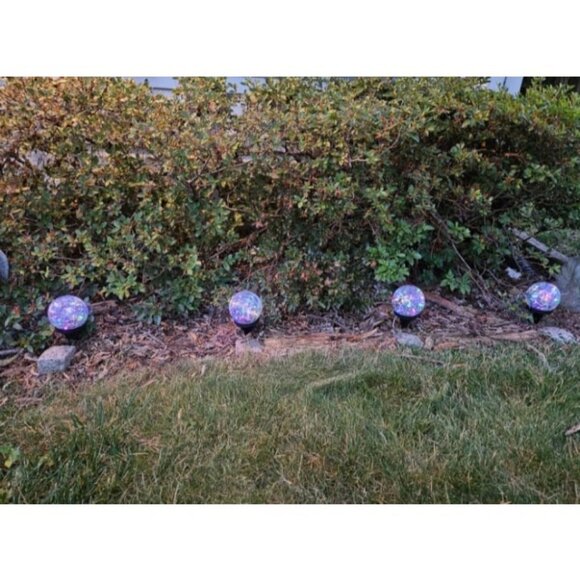 Solar Globe Lights Outdoor Waterproof-Solar Balls for Garden-Cracked Glass Ball - Picture 5 of 5